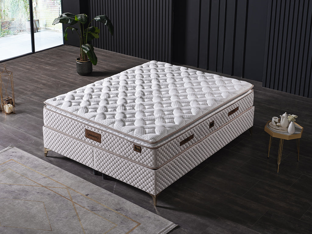 Bed met opbergruimte